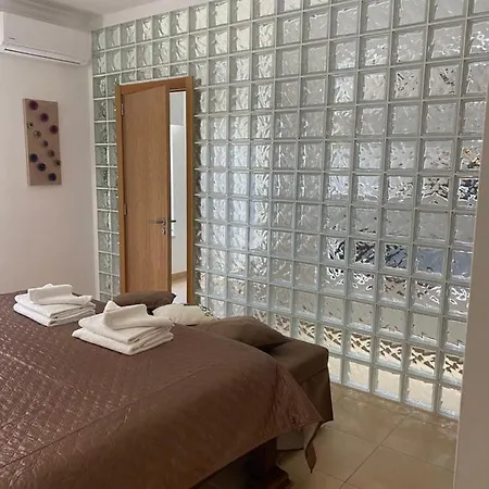 Luca Kompleks wypoczynkowy *